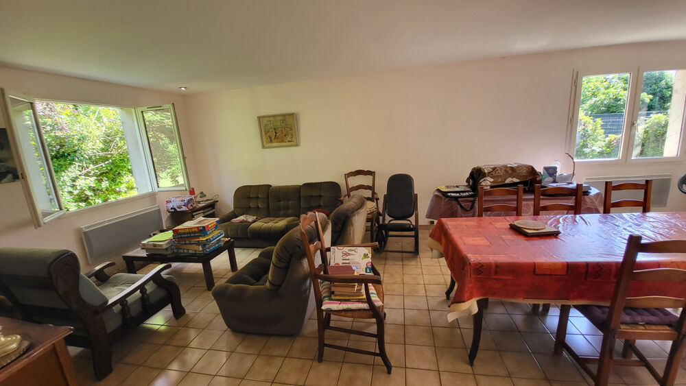 Vente Maison Maison plain-pied 7 pièces 123 m2 - Besayes Besayes