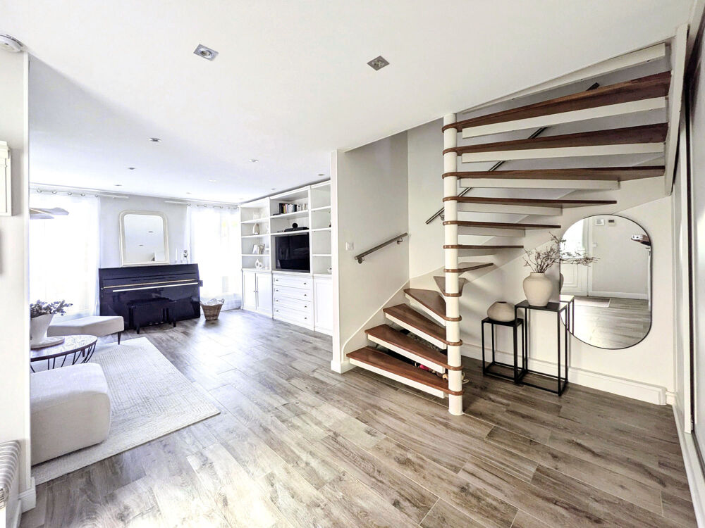 Maison 5-6 P 107m2 en ETAT EXCEPTIONNEL, proche commerces, écoles, commerces et forêt