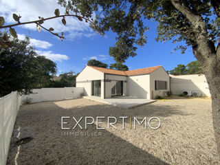 Vente Maison EXCEPTIONNEL à JARD-SUR-MER :  Maison neuve de plain-pied T5 de 86 m2 à 50 m du Port et à 200 m de la plage Jard sur mer