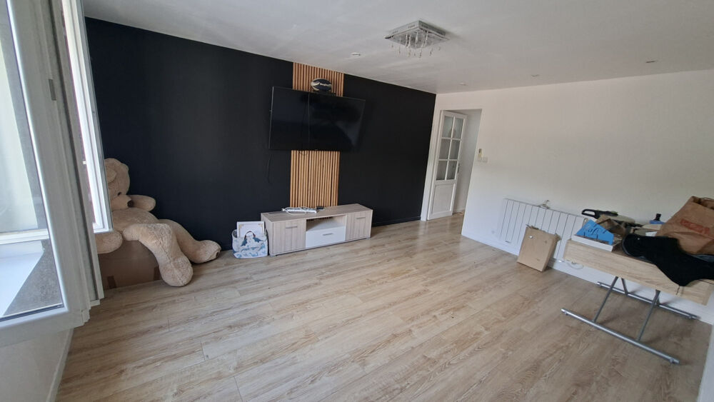 Vente Appartement À vendre à Voiron, Appartement T4 / 3CH. Voiron
