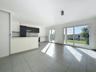  Duplex/triplex à vendre 3 pièces 72 m²