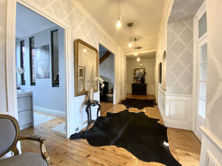  Appartement  vendre 8 pices 296 m