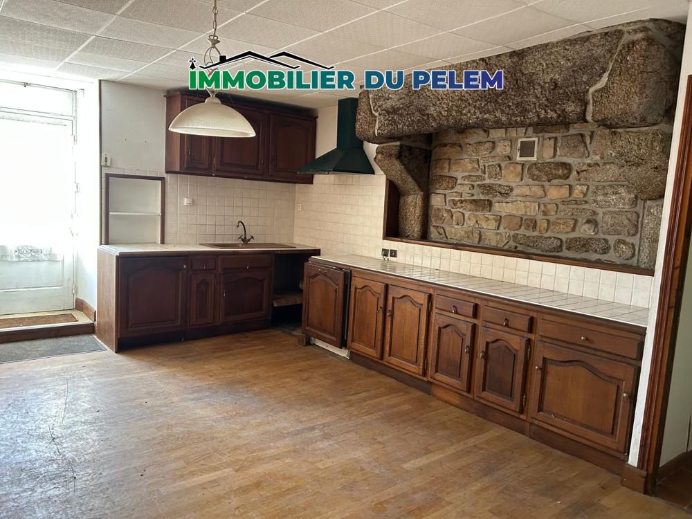 Vente Maison Maison de ville 180 m2   possibilité 2 logements   fort potentiel - St Nicolas du Pélem - Centre Bretagne St nicolas du pelem