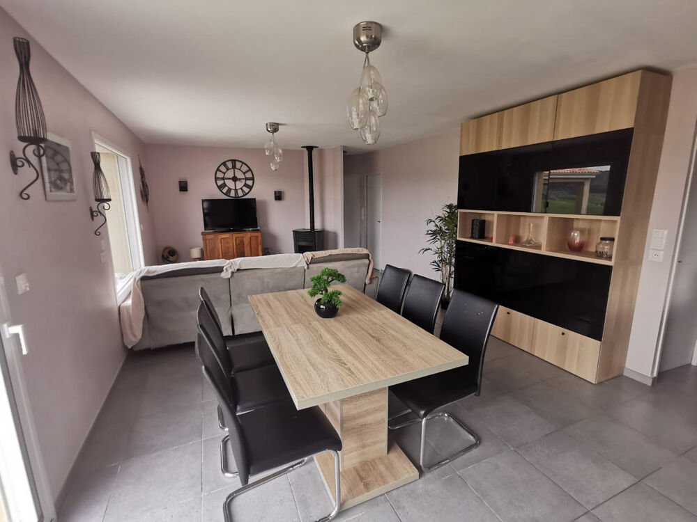 Location Maison À Louer   Superbe Maison de Plain-Pied Meublée de 83 m2   Secteur de St Victor St victor