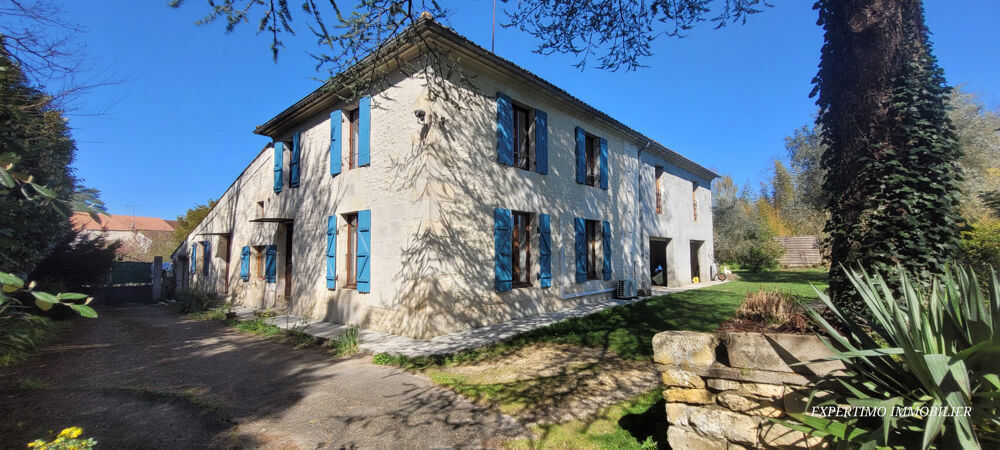 Vente Maison Maison Charentaise de 218 m2 habitable Plassac