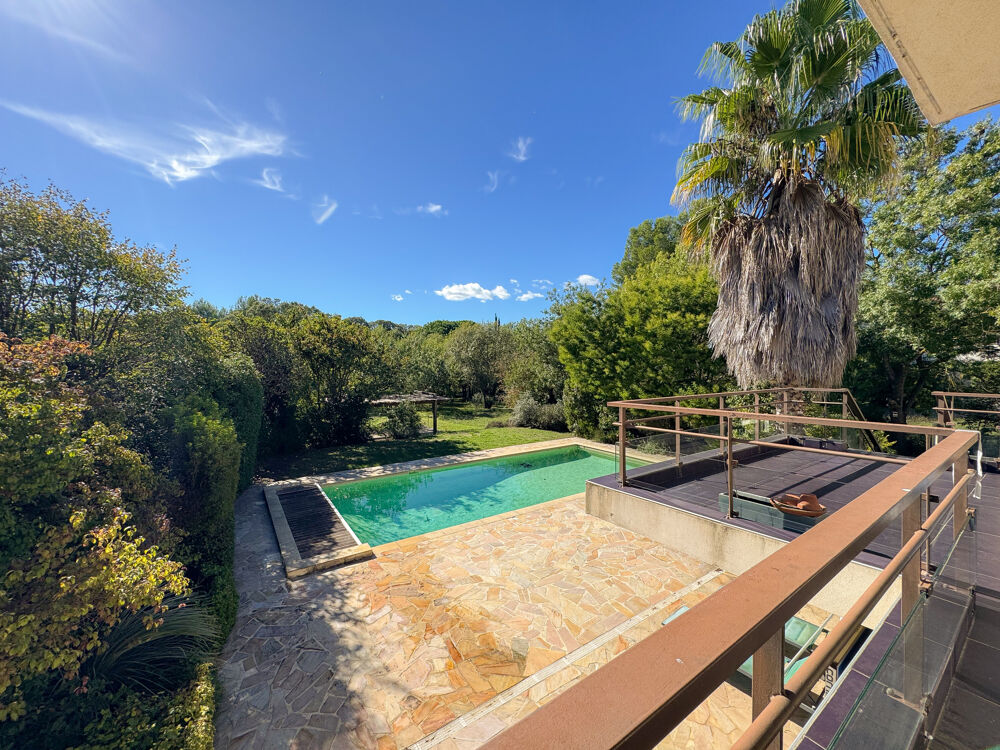 Vente Maison Villa d'architecte de 185m2 sur une parcelle de 2 444m2 Juvignac