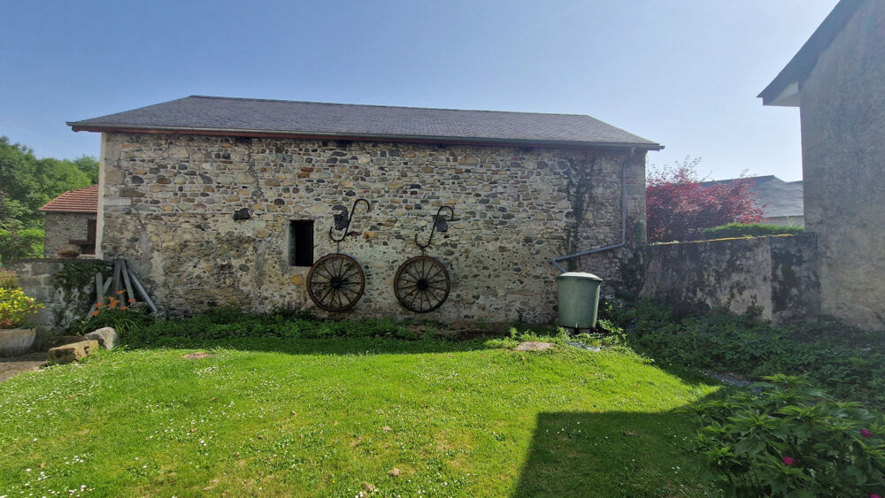 GROS POTENTIEL POUR CET ENSEMBLE IMMOBILIER