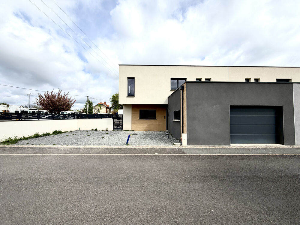 Maison contemporaine à achever, allée des Gabarres à Pont-du-Château