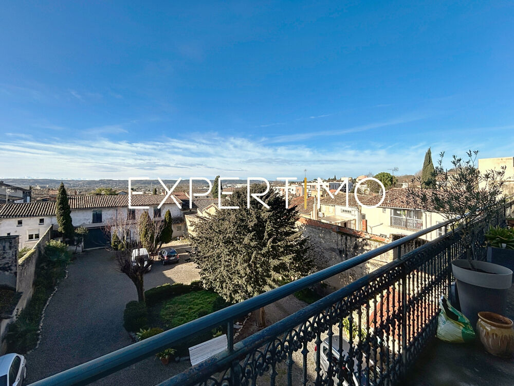 Location Duplex/Triplex Castelnaudary, plein centre, appartement de type duplex, 3 / 4 pièces 141m2 dans immeuble de prestige. Castelnaudary