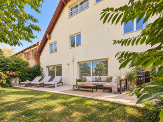  Maison à vendre 10 pièces 246 m²