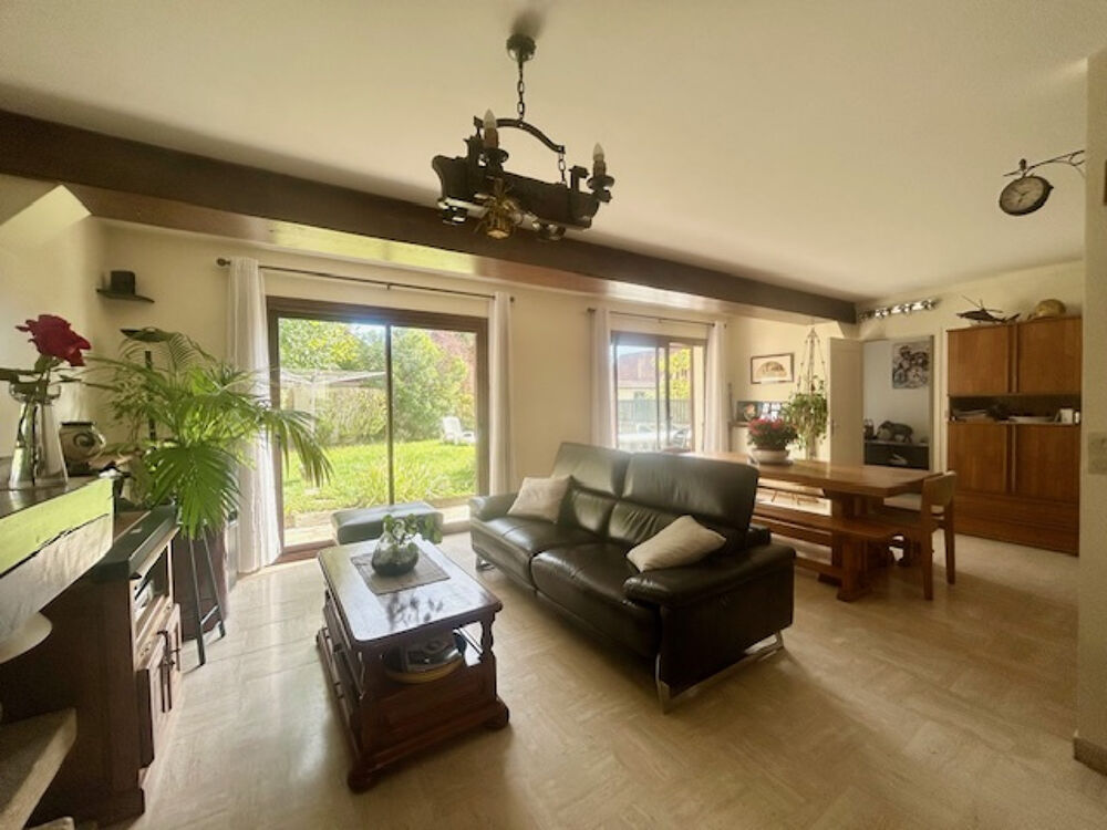 Vente Maison SAVIGNY-SUR-ORGE - MAISON INDIVIDUELLE FAMILIALE - 173 M2 HAB - 5 CHAMBRES - JARDIN Savigny sur orge