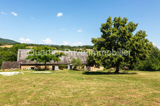  Propriété/château à vendre 3 pièces 98 m²