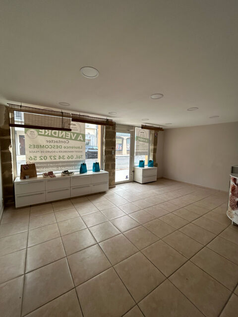 MURS COMMERCIAUX TBE 95000 26300 Bourg de peage