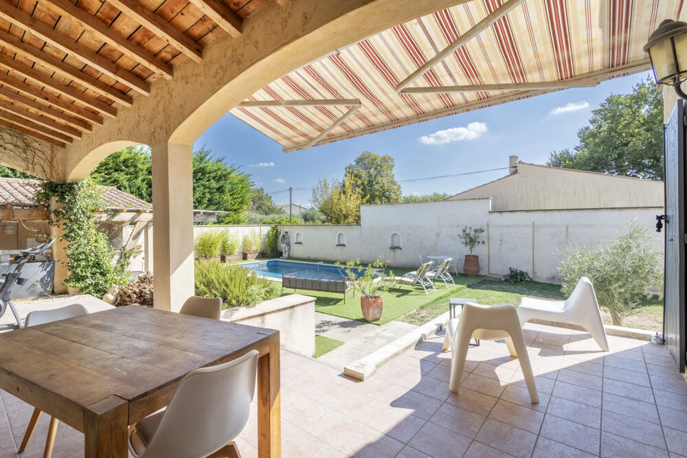 84830 SERIGNAN du COMTAT Superbe petite Propriété PISCINE au calme 2 habitations plain pied 140m2 et stu