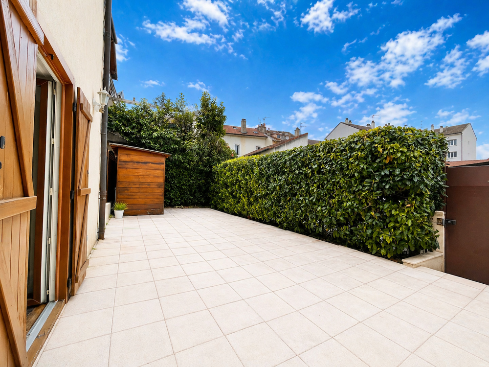 à vendre  Appartement Divonne-les-Bains (01220)