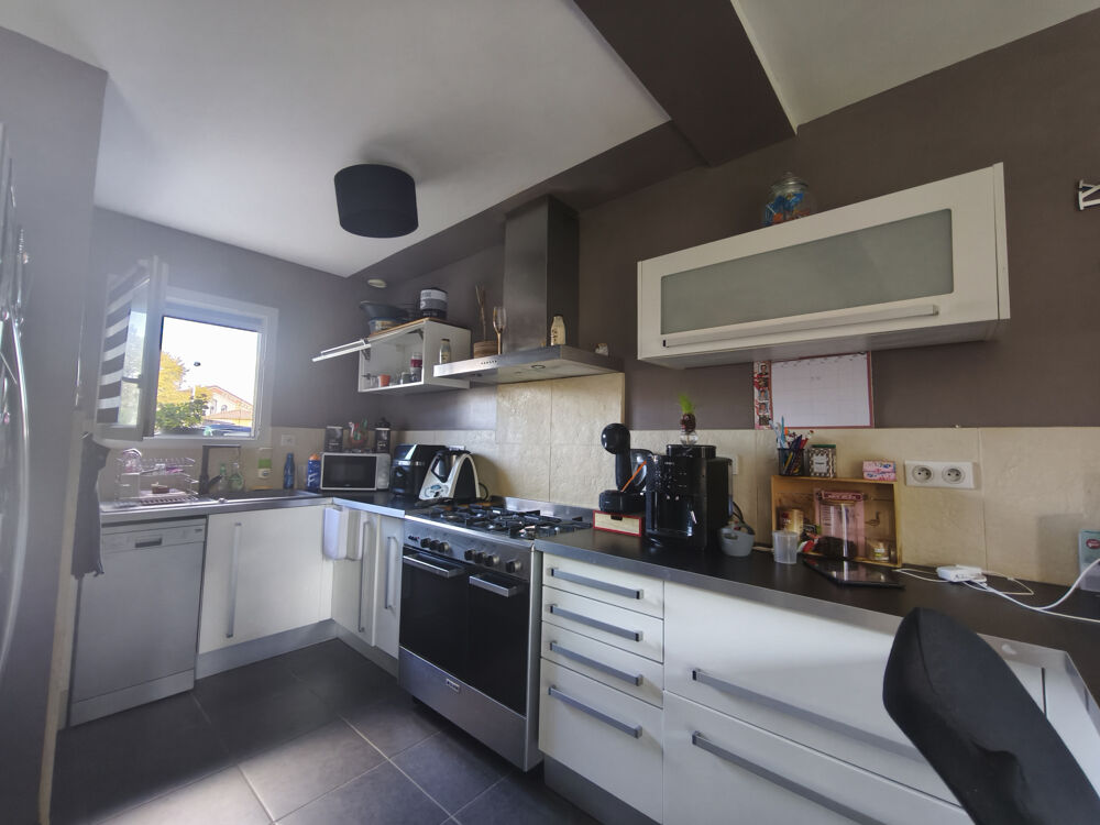 Vente Maison Villa T4 mitoyenne en R+1 de 103m2 avec exterieurs St pargoire