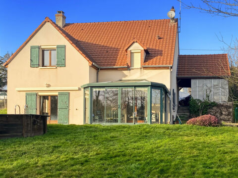   COURTENAY Maison - 7 pi�ce(s) - 220 m�