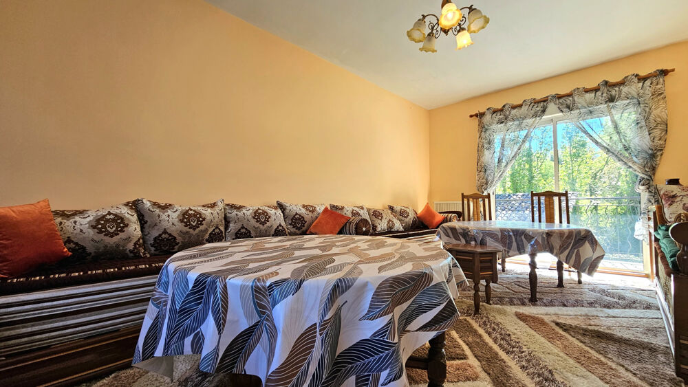Vente Maison MAISON T7 - 133M2 PROCHE DES COMMERCES AVEC GARAGE ET TERRAIN DE 800M2 / EAUZE Eauze