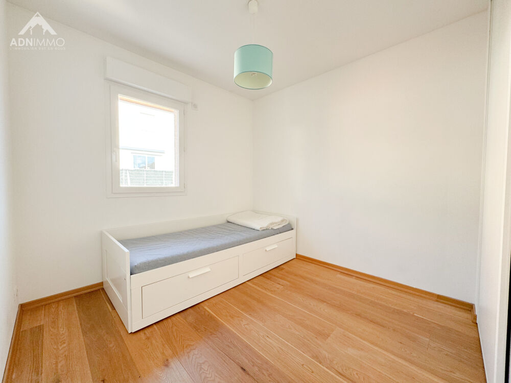 � vendre  Maison P�ron (01630)