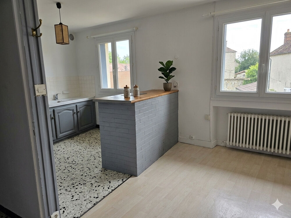 Appartement 3 pièces + garage et combles de 80 m2