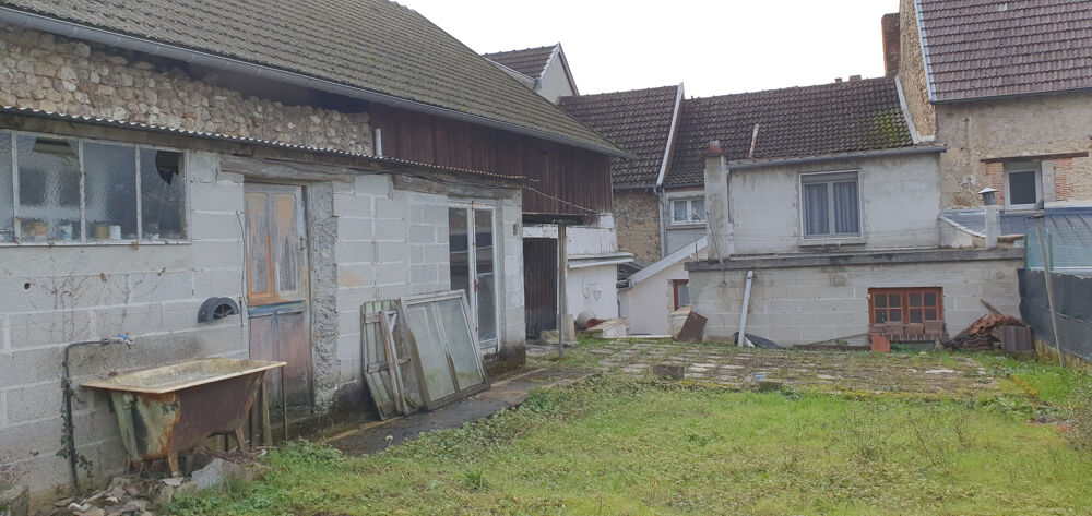 MAISON AVEC GARAGE ET JARDIN