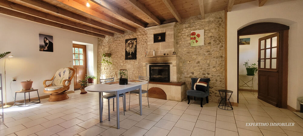Vente Maison Maison Charentaise de 218 m2 habitable Plassac