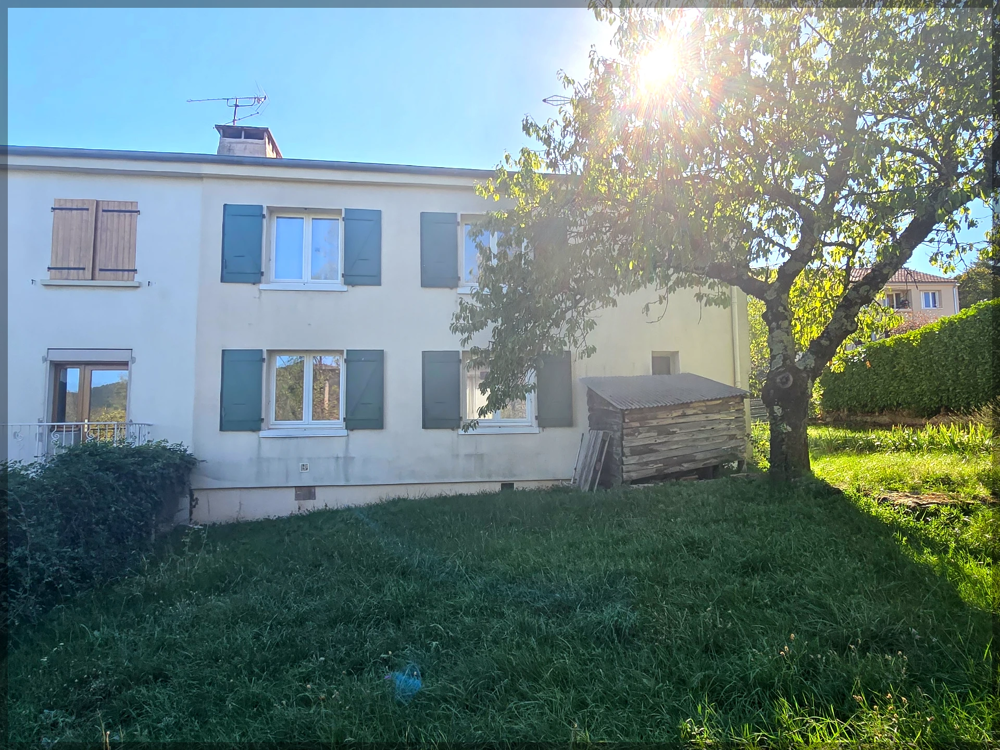 Vente Maison À Vernoux-en-Vivarais, maison 93 m2 avec jardin, 3 chambres et vue sur le lac Vernoux en vivarais