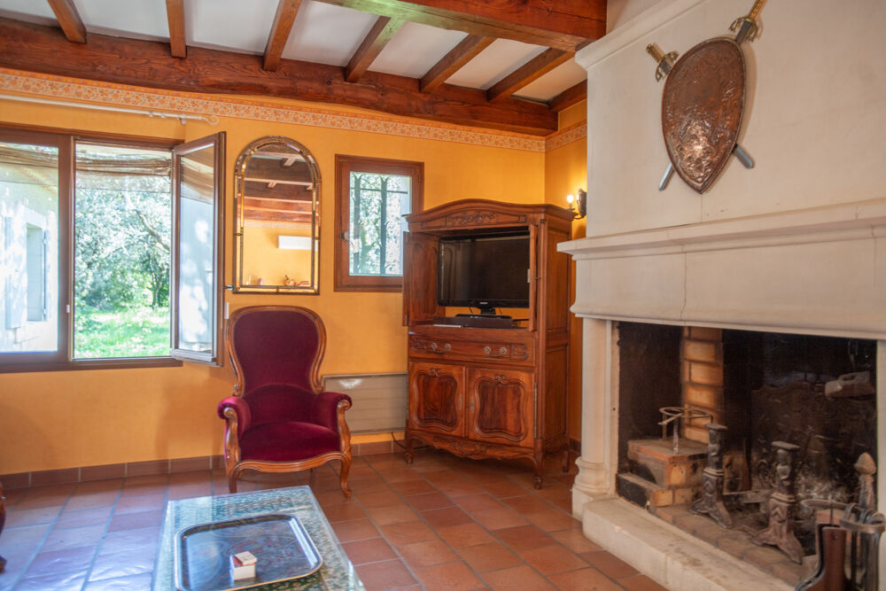� vendre  Maison Pernes-les-Fontaines (84210)