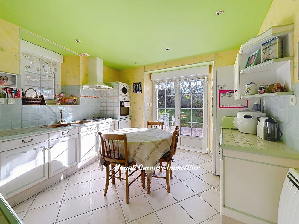 Vente Maison Maison de bourg 5p de 135 m2 avec 100 m2 de dépendances- (5 min Montauban de Bretagne 35360) Boisgervilly