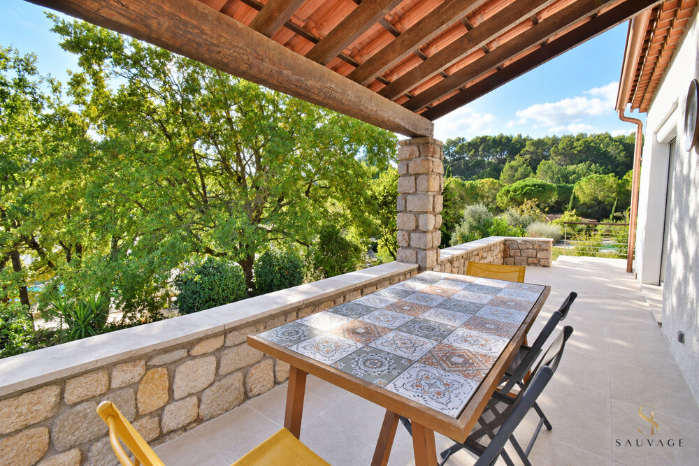 Vente Maison Le Luc-en-Provence   Maison de 119 m2 avec piscine, 11 000 m2 de terrain Le luc