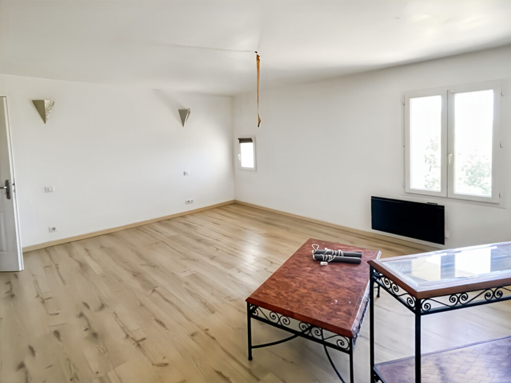  vendre  Maison Uzs (30700)