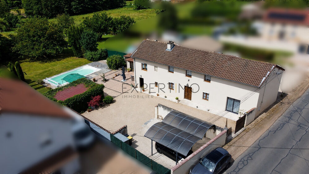 Viré Entre Mâcon et Tournus, une maison familiale avec piscine où il fait bon vivre