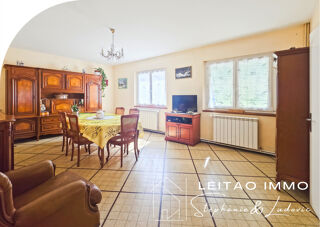  Maison à vendre 8 pièces 214 m²