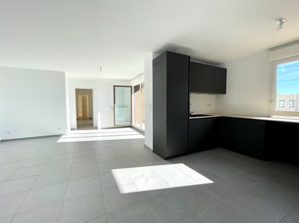 Vente Appartement Appartement dernier étage avec trois chambres et deux terrasses - DEUX GARAGES Gex