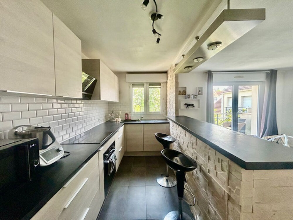 Vente Appartement CHILLY MAZARIN - Appartement F3 de 55 M2 - EXCELLENT ETAT - BALCON - STANDING - ASCENSEUR Chilly mazarin