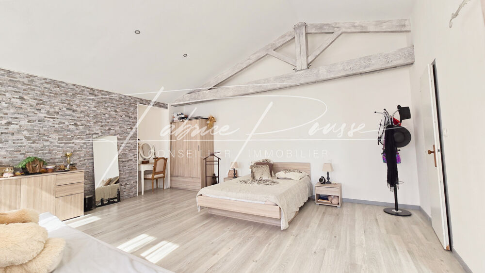 à vendre  Propriété/château Rochefort (17300)