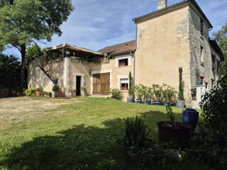  Propriété/château à vendre 12 pièces 277 m²