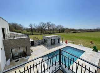  Maison � vendre 10 pi�ces 350 m�