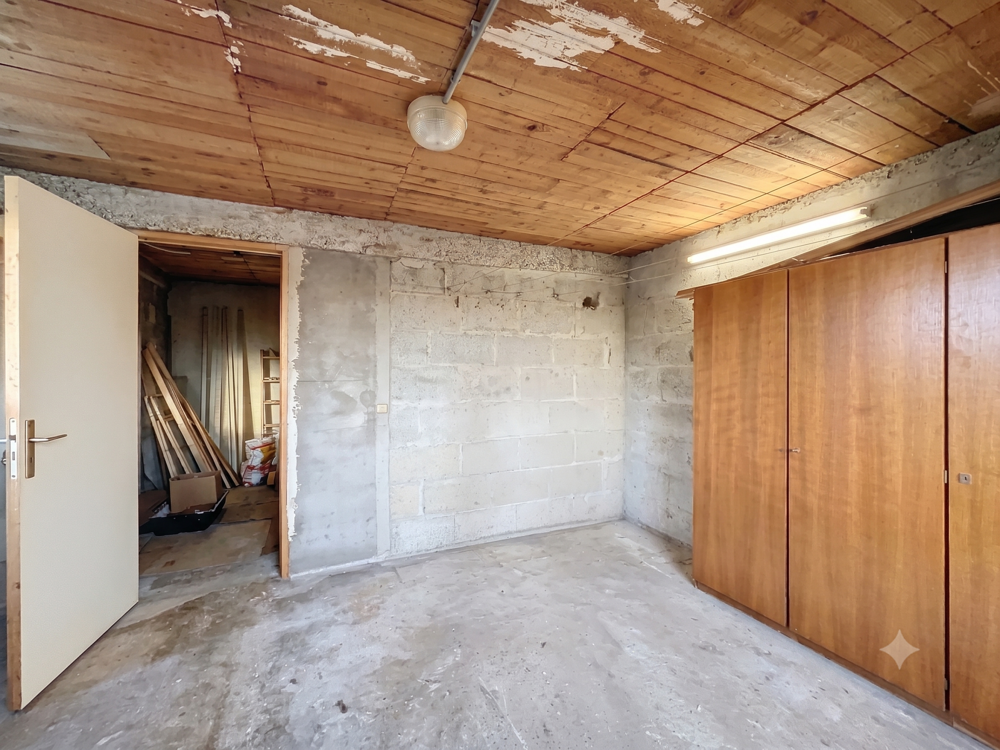 Vente Appartement Lyon 8e   T2 Plateau brut 23 m2 à rénover Lyon 8