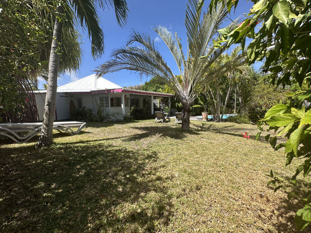 Vente Maison Villa résidence Karukera de 76m2 environ sur un terrain de 380m2 avec piscine. St francois