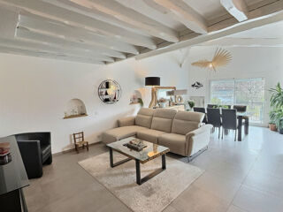  Maison  vendre 7 pices 233 m