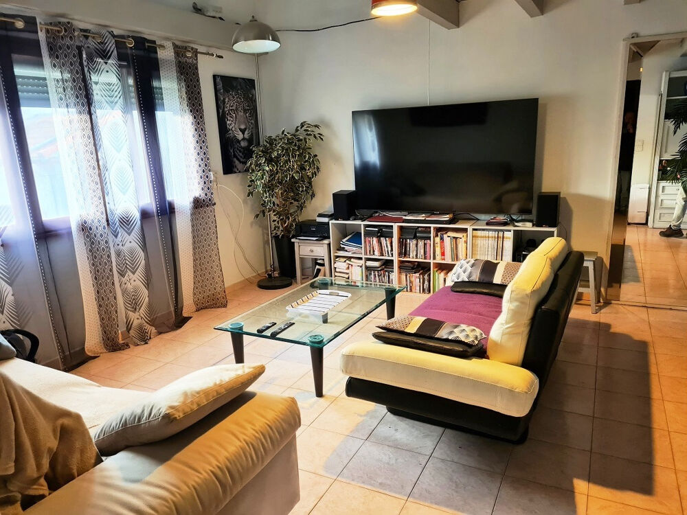 Joli appartement en duplex au 1er étage d'une maison de ville