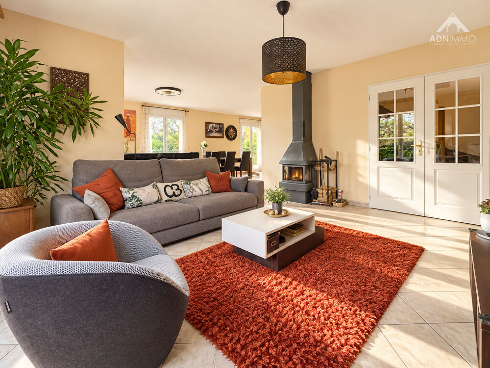Vente Maison Maison 5 Pièces 153 m2 St genis pouilly