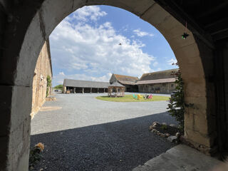  Maison  vendre 7 pices 480 m