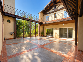  Maison à vendre 6 pièces 424 m²