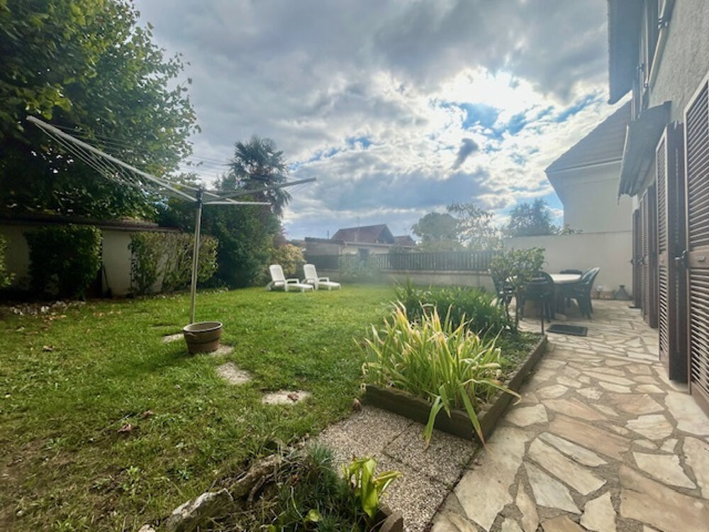 Vente Maison SAVIGNY-SUR-ORGE - MAISON INDIVIDUELLE FAMILIALE - 173 M2 HAB - 5 CHAMBRES - JARDIN Savigny sur orge