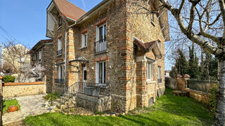  Maison � vendre 10 pi�ces 212 m�