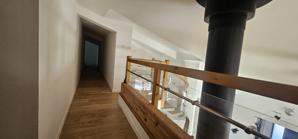 à vendre  Propriété/château Saint-Apollinaire (05160)