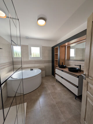  Maison à vendre 6 pièces 220 m²