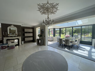  Maison � vendre 12 pi�ces 342 m�